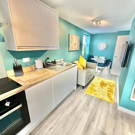 Cozy Apartment In Bournemouth Town Centre - Fast Wifi - Smart Tv - Close To Town Centre And Beach Esterno foto