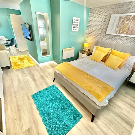 Cozy Apartment In Bournemouth Town Centre - Fast Wifi - Smart Tv - Close To Town Centre And Beach Esterno foto